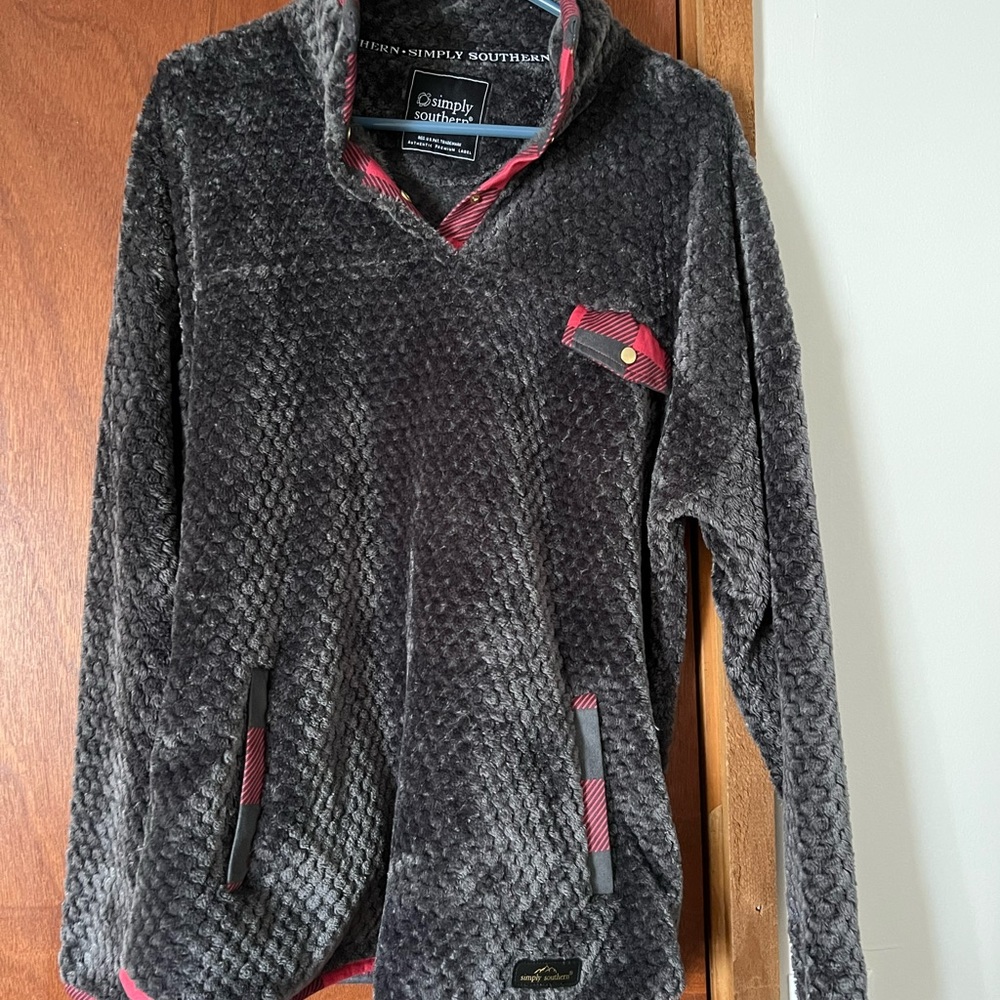 Fuzzy pullover